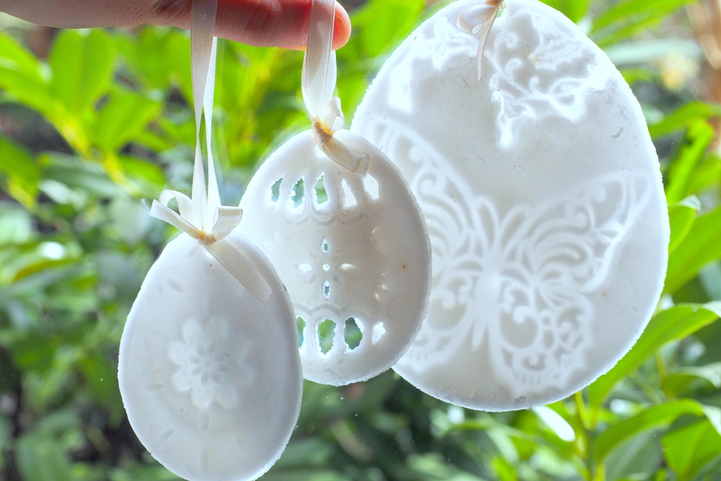 wielkanocne dekoracje masa porcelanowa ozdoby porcelana przepis sucha zimna diy jak zrobic porcelane sucha domowa