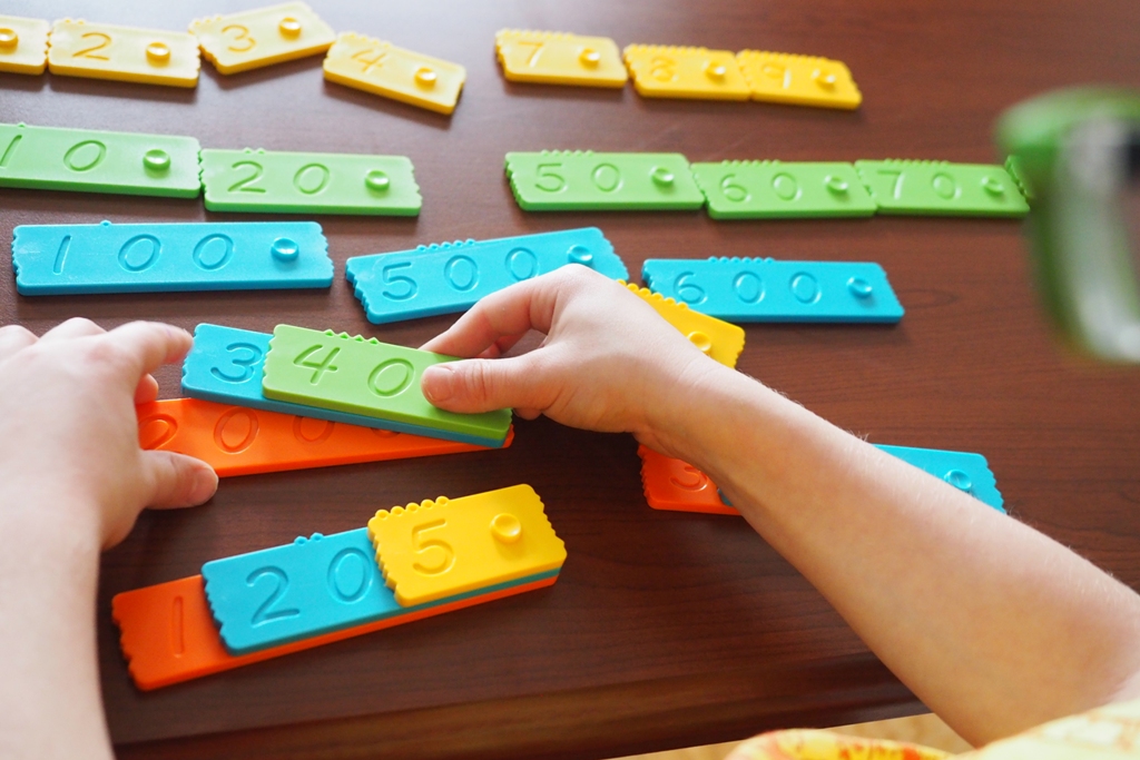  klocki matematyczne edukacyjne nemwero plastikowe dla dzieci nauka liczenia zabawy pomoce 