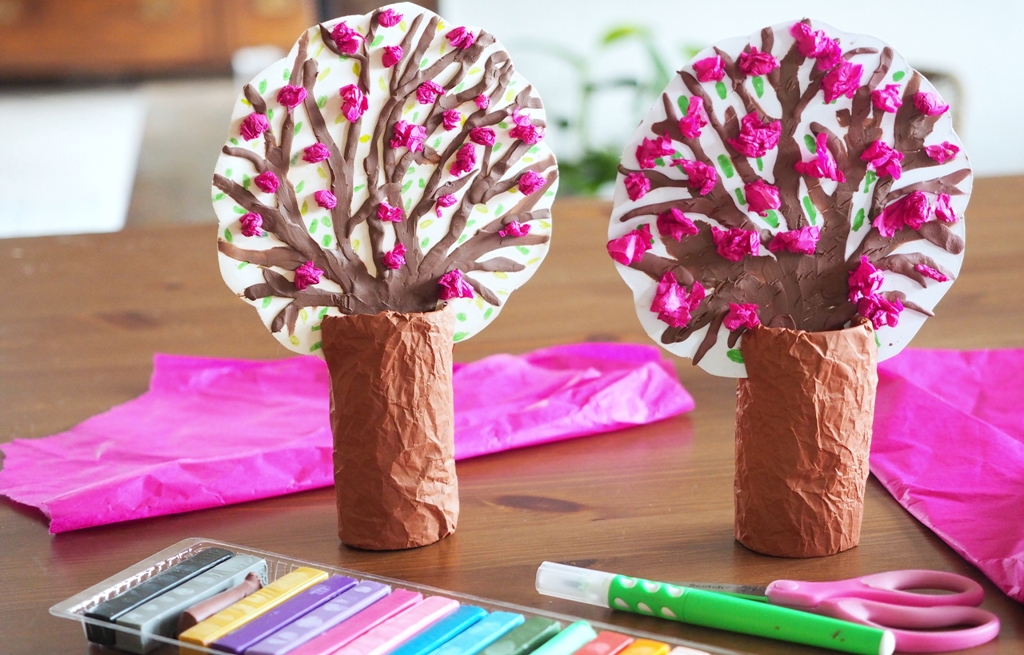 moje dzieci kreatywnie praca plastyczna drzewka, wiosna
