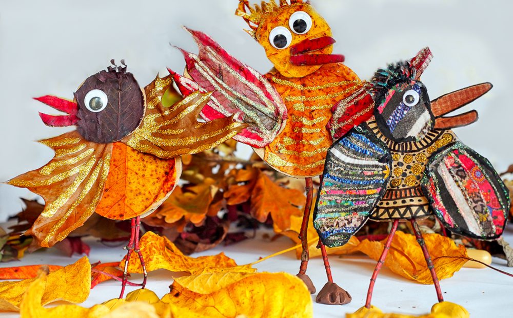 ptaki cudaki jesienna prca plastyczna z liści, kartonu, patyków i plasteliny/